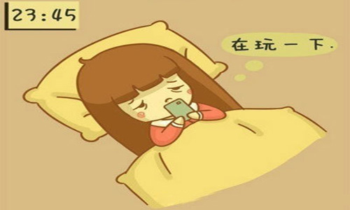 深夜手機黨，當心視力健康，建議貼防藍光膜